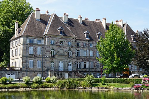 Serrurier porte blindée Lure (70200)