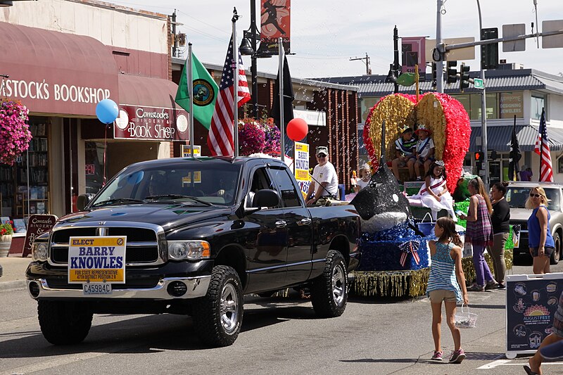 File:2016 Auburn Days Parade, 155.jpg