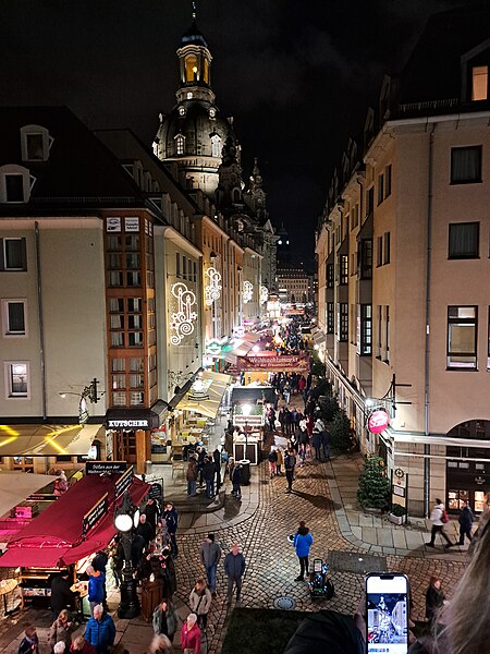 File:20231213.Weihnachtsmarkt an der Frauenkirche.-013.jpg