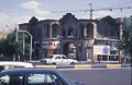 Scenă dintr-o intersecţie a „Bulevardului Zand” în centrul oraşului Shiraz.