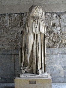 Statua di Apollo Patroos, 330 a.C. circa. Atene, Museo dell'agorà S2145 (NM3573).