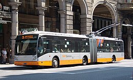 AMT VanHool NewAG300T (2111) - 01 - via XX Settembre, Gênes.jpg