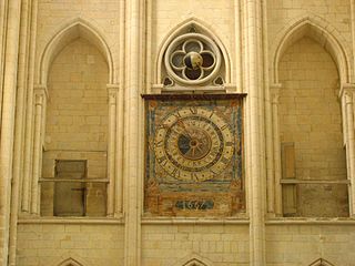 clock inside the abbey church