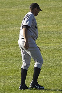 Alonzo Powell American baseball player