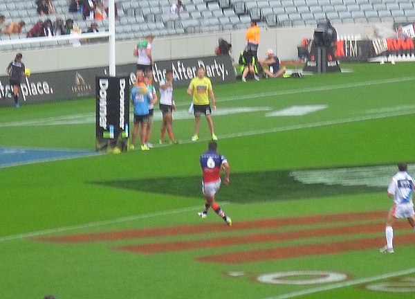 Anasta attempts a conversion at the 2016 NRL Auckland Nines