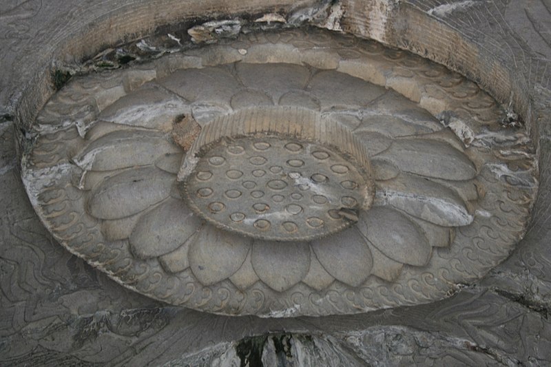 File:Ancient Buddhist Grottoes at Longmen- Lianhua (Lotus Flower) Grotto Ceiling.jpg