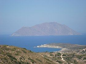 Vue de l'île depuis Milos