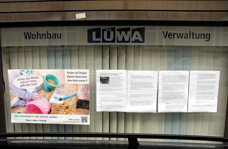 File:Anwohnerprotest gegen die Umgestaltung des Freiburger Colombiparks an der Rosastraße 4.jpg