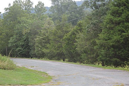 Arrowhead entrance near Charlottesville