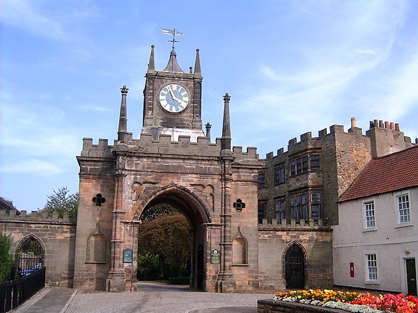 Gateway at Auckland Castle, design of Thomas Robinson for Richard Trevor