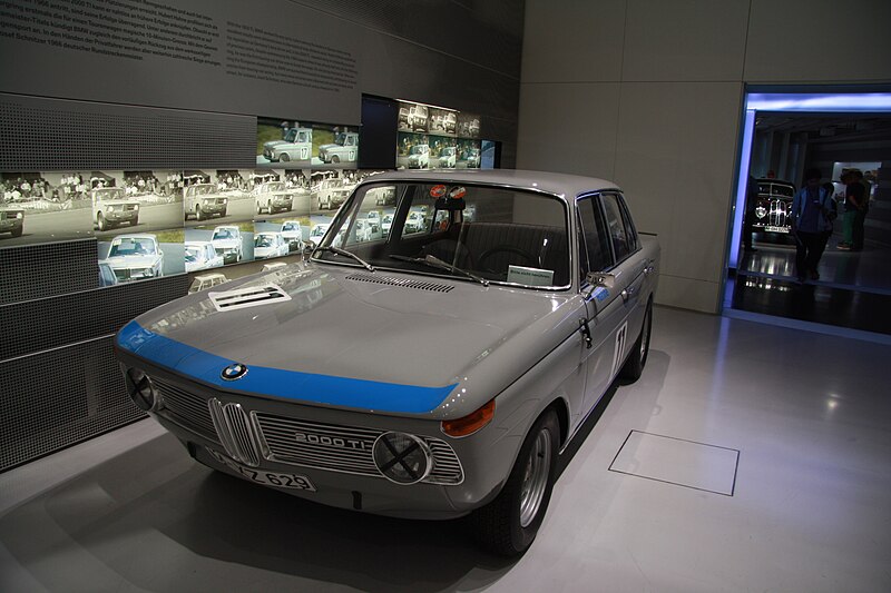 File:BMW 2000 TI of Hubert Hahne in BMW-Museum in Munich, Bayern.jpg