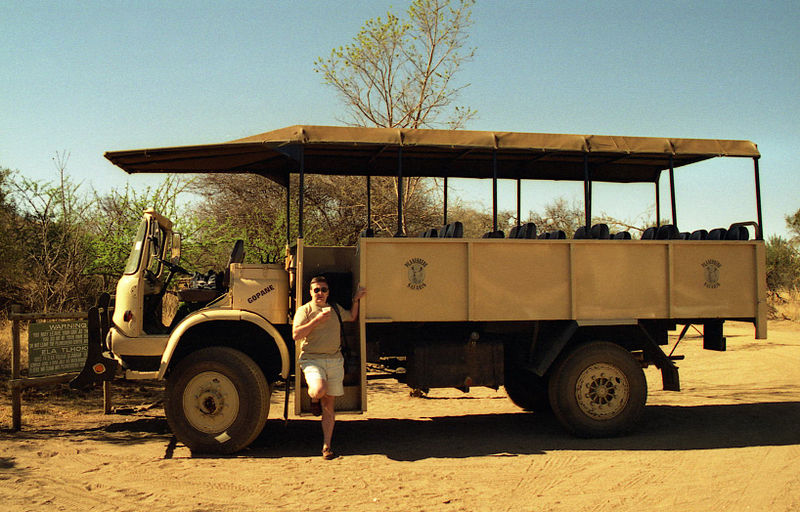 File:Bedford game drive truck, Pilanesberg National Park, South Africa - 001.jpg