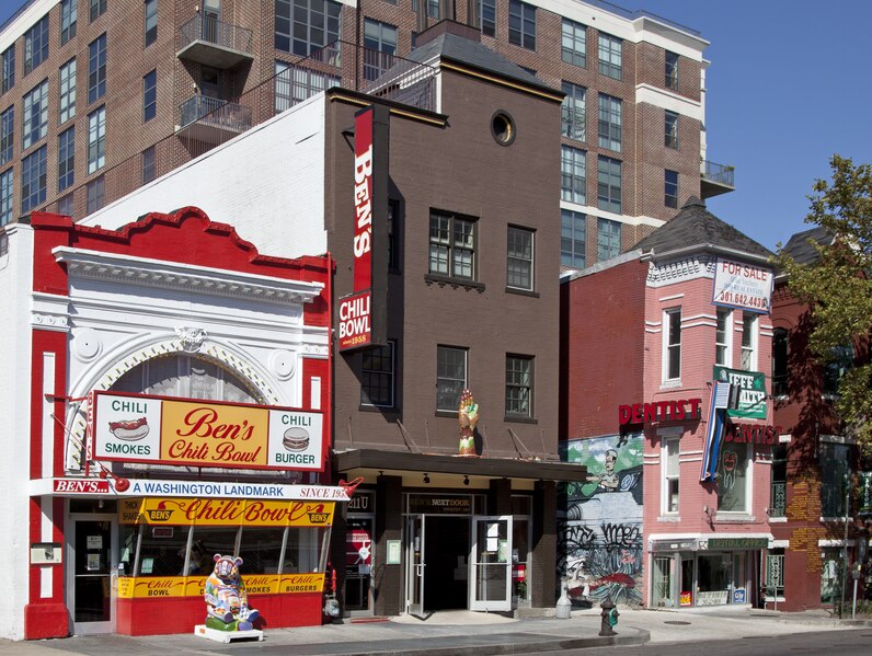 File:Ben's Chili Bowl, 1213 U St., NW, Washington, D.C LCCN2010641780 (cropped).tif