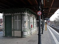 Berlin - S-Bahn station Nikolassee - Lines S1 and S7 (6249009835) .jpg