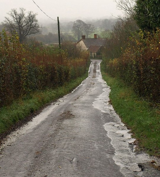 File:Bow Green - geograph.org.uk - 1617081.jpg