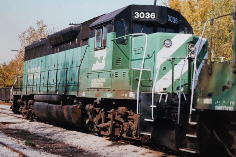 File:Burlington Northern BN 3036 (GP40) (10582505585).jpg