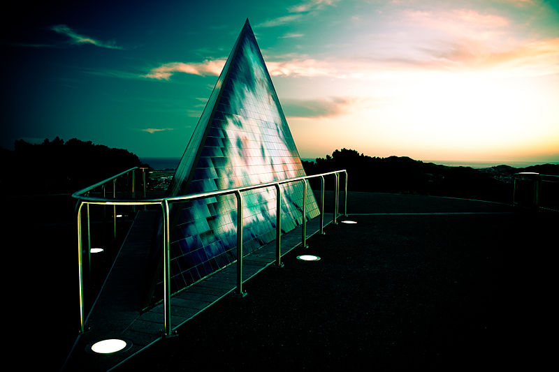 File:Byrd Memorial, New Zealand at sunset.jpg