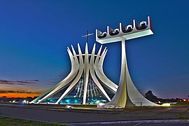 A Catedral de Brasília, Brasil.