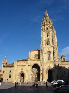 Catedral de Oviedo 3.jpg