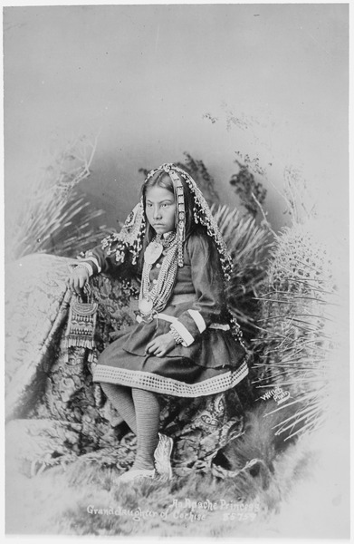 File:Chiricahua Apache girl, granddaughter of Cochise, full-length, seated, 1886 - NARA - 530900.tif