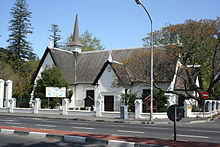 Claremont Congregational Church (founded in 1840, the present building dating from 1877) in 2010 Claremont Cong Church.jpg