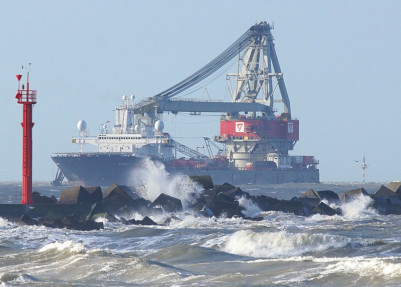 File:Crane ship Stanislav Yudin - IMO 8219463 - Maasmond - Rotterdam - 24 Jan. 2015.jpg