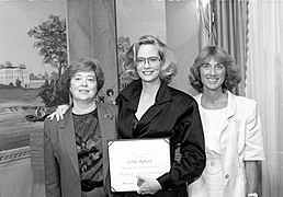 Historian Edith Mayo, actress Cybill Shepherd, Marilyn Lyons