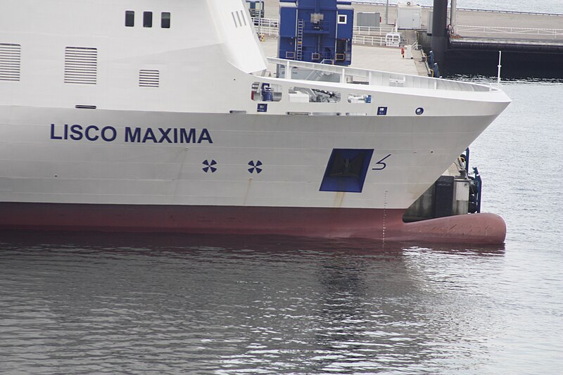 File:DFDS Lisco Maxima im Hafen von Kiel 2010 004.JPG