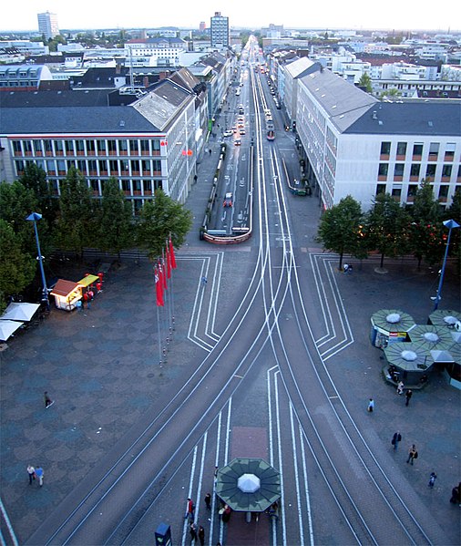 File:Darmstadt Blick auf Rheinstraße.jpg