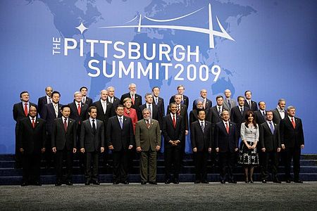 Tập_tin:Dmitry_Medvedev_at_G20_Pittsburgh_summit-1.jpg