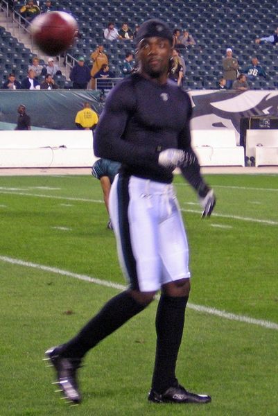 File:DonteStallworth2006PhiladelphiaEagles18.jpg