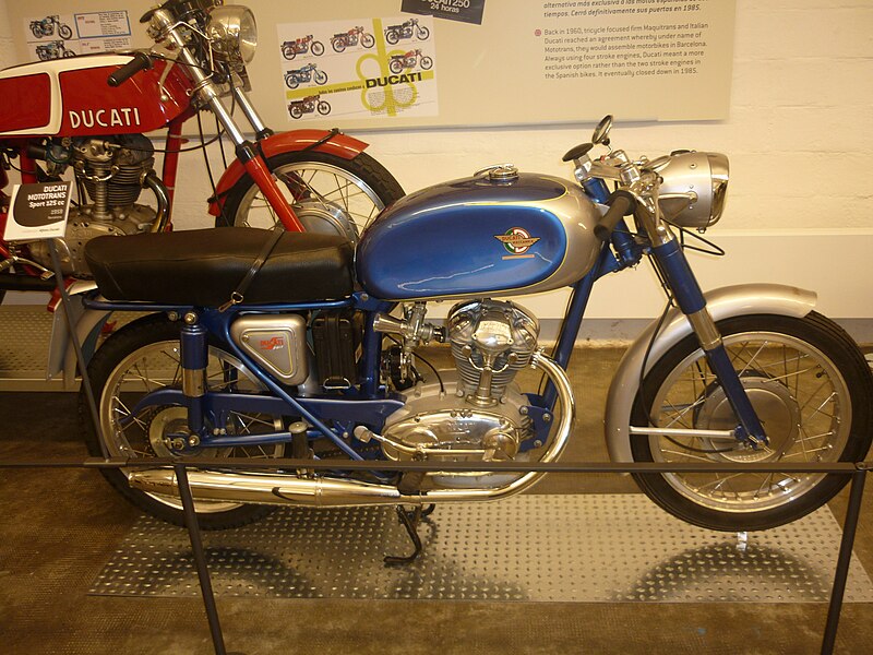 File:Ducati Mototrans Sport 125cc 1959.JPG