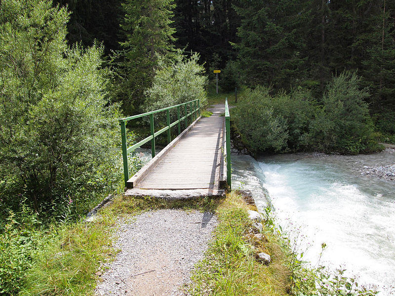 File:Ehrwald - bridge.jpg