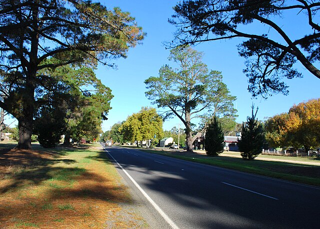 Pyrenees Highway, Victoria