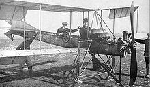 Ernest Failloubaz (Pilot) und Gustave Lecoultre (Beobachter) anlässlich der Vorführungen der Dufaux 5 an den Manövern des 1. Armeekorps vom 4. bis 6. September 1911