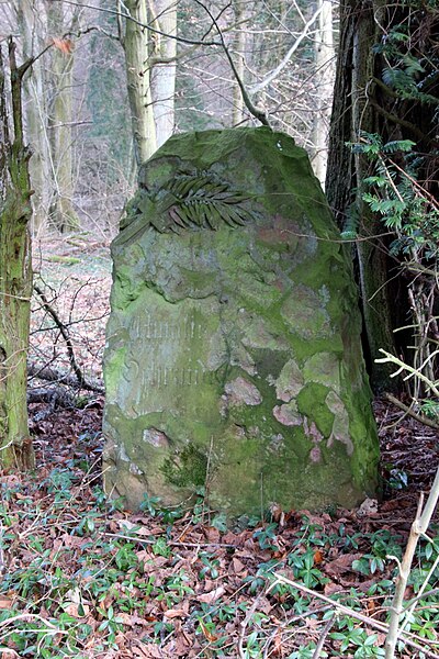 File:Friedhof Kloster Eberbach Grab 10.JPG