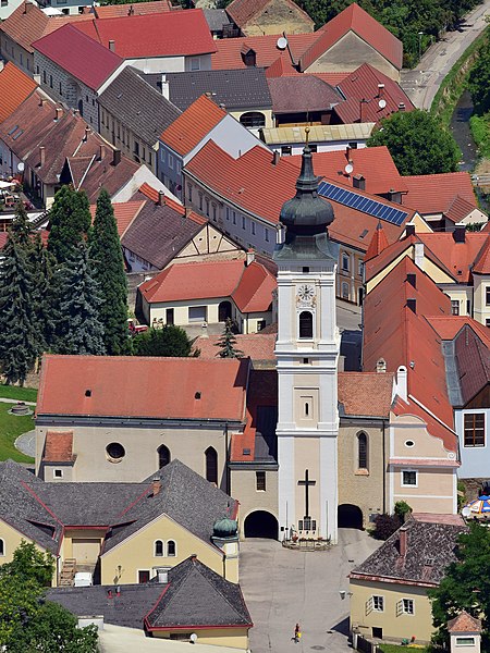 File:Furth bei Göttweig - Pfarrkirche.jpg