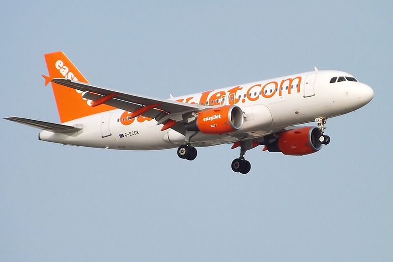 File:G-EZGK (9222599925).jpg