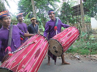 Gendang beleq Sasak instumental