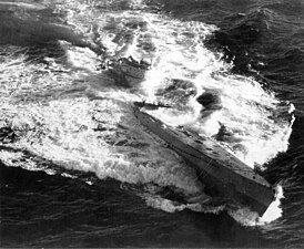 гибнущая под бомбами U-185