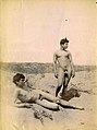 ? 0516 - Ragazzi in spiaggia / Boys on a beach.