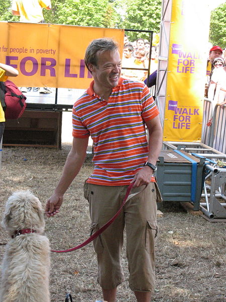 Norton with his dog Bailey in 2006, supporting Crusaid