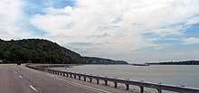 The Great River Road in Illinois north of Alton, looking south Great River Road Alton-Grafton 1.jpg