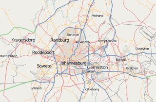 Mapa konturowa aglomeracji Johannesburga, po prawej znajduje się punkt z opisem „JNB”