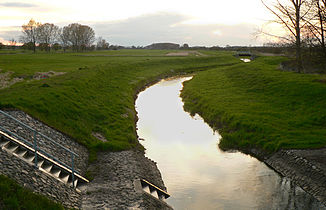 Großer Graben e Schiffgraben tra Neuwegersleben e la zona residenziale di Neudamm