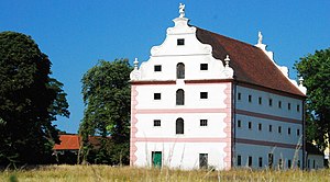 Schloss Harmannsdorf: Geschichte, Äußeres, Inneres