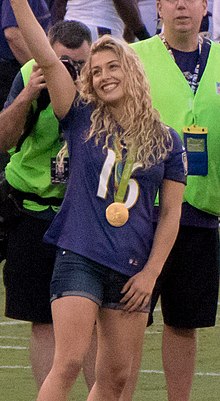 Helen Maroulis (29278073625) (cropped).jpg