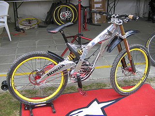 <span class="mw-page-title-main">Honda RN-01 G-cross</span> Mountain bike produced by Honda