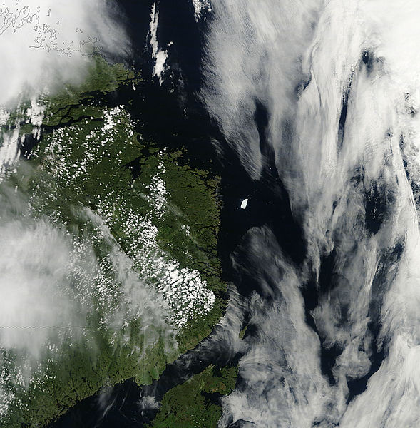 File:Iceberg PII-A off the coast of Newfoundland - Flickr - NASA Goddard Photo and Video.jpg