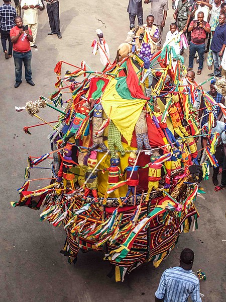 File:Ijele masquerade. Anambra state.jpg